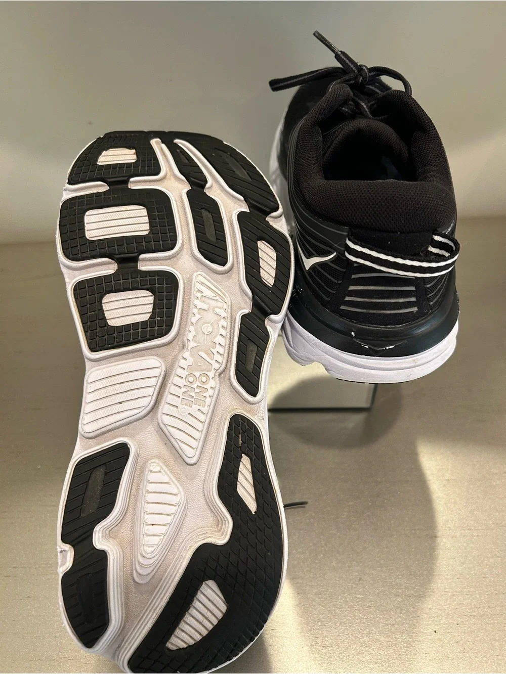 Hoka One One Men’s Black and White Bondi 7 Running Shoes
